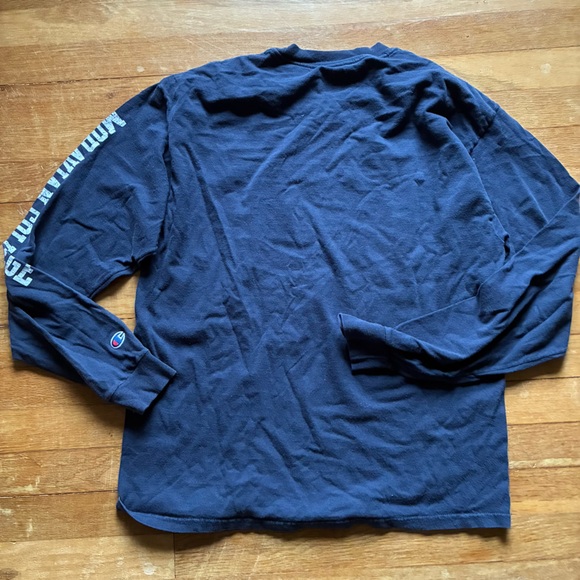 Moravian College Vintage Distressed Champion Navy Long Sleeve Tee - Picture 2 of 2
